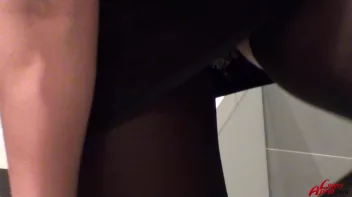 Tons Of Fun In The Washroom Screencap 11 on sinx.preview.netperv.com