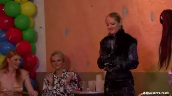 Nessa Devil vs. Sara Screencap 50 on sinx.preview.netperv.com