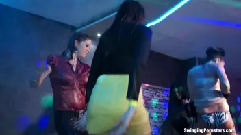 Wet and Wild Swingers Part 2 - Main Edit Screencap 12 on sinx.preview.netperv.com