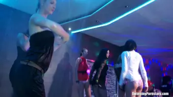 Wet and Wild Swingers Part 2 - Main Edit Screencap 36 on sinx.preview.netperv.com