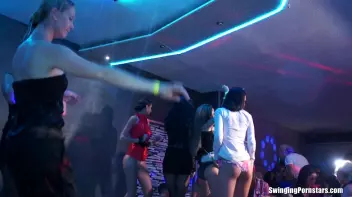 Wet and Wild Swingers Part 2 - Main Edit Screencap 38 on sinx.preview.netperv.com