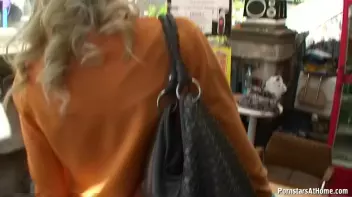 Blowjob Cruisin' Through The City Screencap 24 on sinx.preview.netperv.com