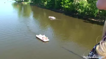 Blowjob Cruisin' Through The City Screencap 5 on sinx.preview.netperv.com