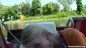 Blowjob Cruisin' Through The City Screencap 55 on sinx.preview.netperv.com