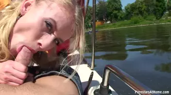 Blowjob Cruisin' Through The City Screencap 75 on sinx.preview.netperv.com