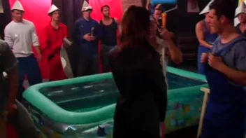 GaGa For Glue Girls Part 1 Screencap 11 on sinx.preview.netperv.com