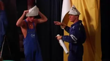 GaGa For Glue Girls Part 1 Screencap 3 on sinx.preview.netperv.com