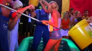 GaGa For Glue Girls Part 1 Screencap 36 on sinx.preview.netperv.com