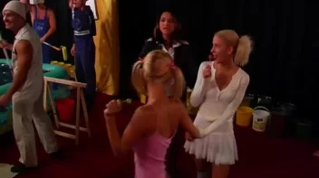 GaGa For Glue Girls Part 1 Screencap 7 on sinx.preview.netperv.com