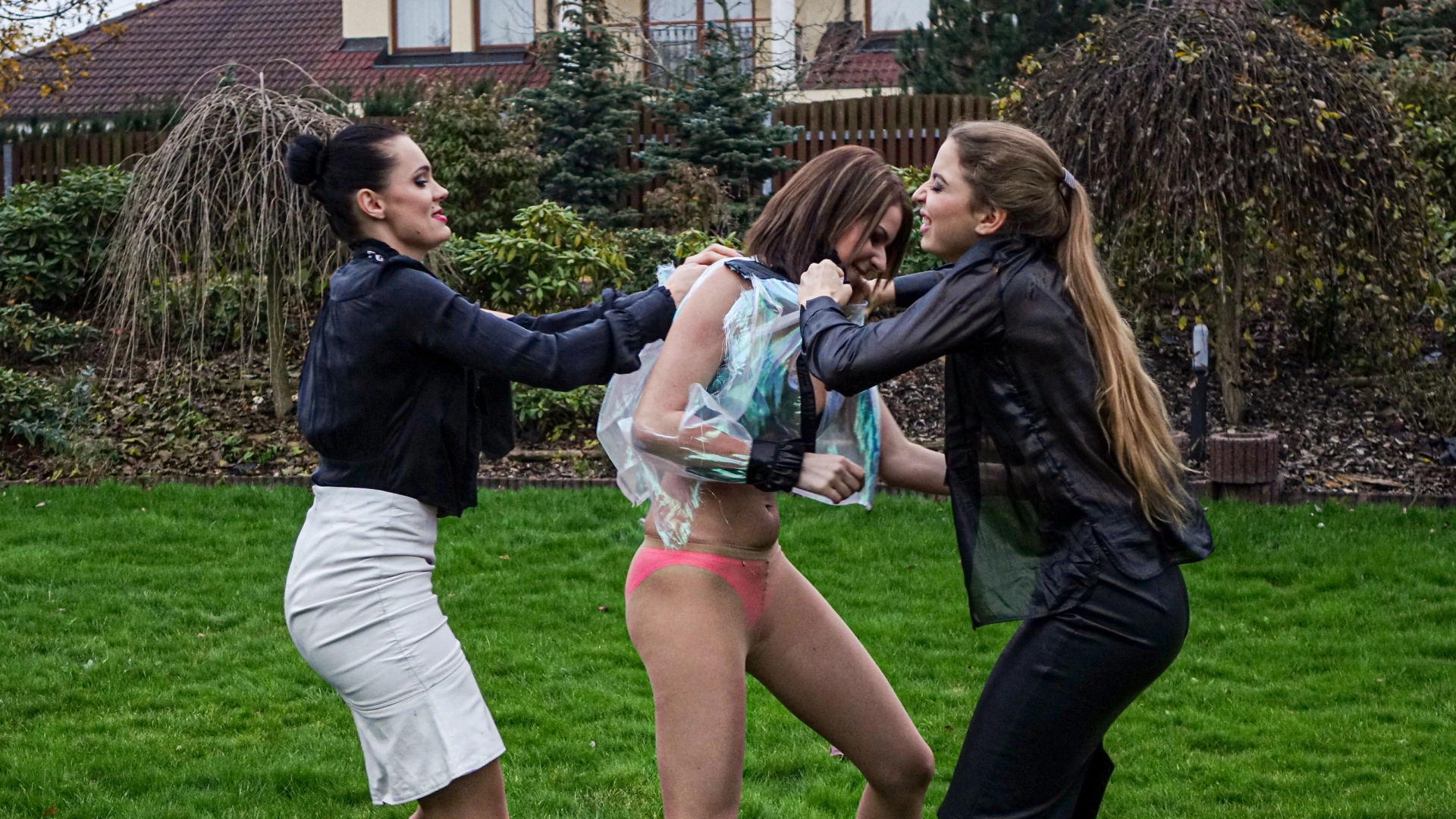 Clothes Ripping Catfight For Stunning Trio on sinx.preview.netperv.com