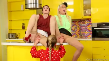 Lesbo Fashionistas Piss And Play In Style Screencap 50 on sinx.preview.netperv.com
