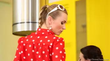 Lesbo Fashionistas Piss And Play In Style Screencap 18 on sinx.preview.netperv.com