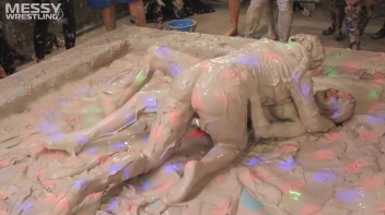 Messy Wrestling: Tattooed Beauty, Ripped Clothes & Lots Of Mud Covered Booby & Booty! Screencap 53 on sinx.preview.netperv.com