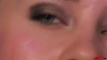 An Hour In Leony's Kinky World Screencap 2 on sinx.preview.netperv.com