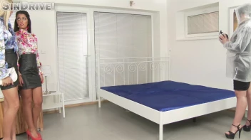 Tit For Tat - Akasha Cullen Goes For Nasty Revenge On Vivien Bell & Christen Screencap 18 on sinx.preview.netperv.com