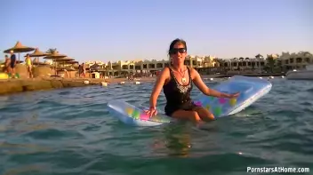 Wetlook In Paradise Screencap 21 on sinx.preview.netperv.com