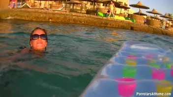 Wetlook In Paradise Screencap 32 on sinx.preview.netperv.com