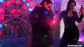 Holiday Hotties Part 5 - Shower Cam Screencap 18 on sinx.preview.netperv.com