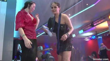 Extreme Speed Dating Part 3 - Cam 4 Screencap 7 on sinx.preview.netperv.com