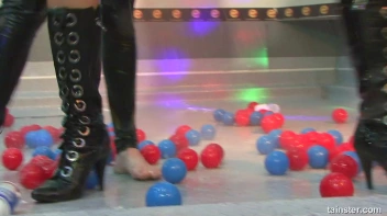 Extreme Speed Dating Part 3 - Cam 4 Screencap 70 on sinx.preview.netperv.com