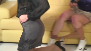 Piss Lesbos - Pepper & Leonelle Knoxville Screencap 58 on sinx.preview.netperv.com