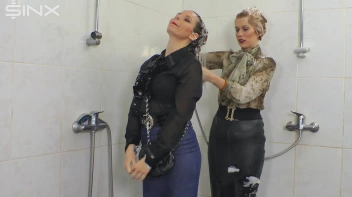 Gorgeous Girls Wash And Lather Their Hair Screencap 41 on sinx.preview.netperv.com