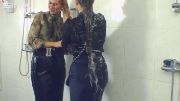 Gorgeous Girls Wash And Lather Their Hair Screencap 54 on sinx.preview.netperv.com