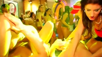 Bay Crotch Part 3 - Cam 1 Screencap 93 on sinx.preview.netperv.com