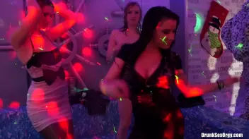 Holiday Hotties Part 2 - Shower Cam Screencap 41 on sinx.preview.netperv.com