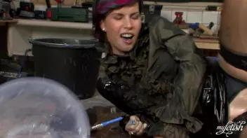 A Surefire Way To Take His Mind off Work Screencap 75 on sinx.preview.netperv.com