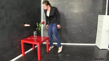 Roses Are Red, Spunk Is White... Screencap 10 on sinx.preview.netperv.com