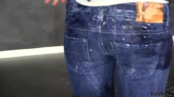 Roses Are Red, Spunk Is White... Screencap 31 on sinx.preview.netperv.com