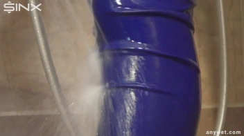 Wet And Messy From The Inside Out Screencap 11 on sinx.preview.netperv.com