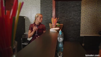 Dick and Piss: The Ultimate Way To Get a Tip! Screencap 10 on sinx.preview.netperv.com