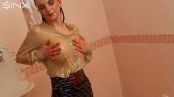 Gunged Dirty Blonde Gets Wet And Messy Screencap 50 on sinx.preview.netperv.com