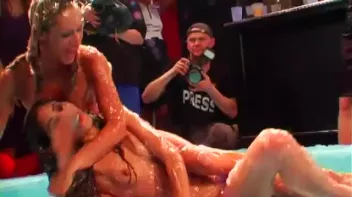 Gel Pit From Hell! Screencap 70 on sinx.preview.netperv.com