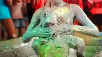 Slopping Around In The Mud Screencap 47 on sinx.preview.netperv.com