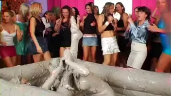 Slopping Around In The Mud Screencap 50 on sinx.preview.netperv.com