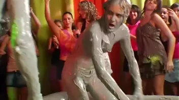 Slopping Around In The Mud Screencap 57 on sinx.preview.netperv.com