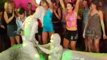 Slopping Around In The Mud Screencap 82 on sinx.preview.netperv.com