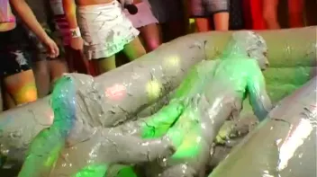 Slopping Around In The Mud Screencap 83 on sinx.preview.netperv.com