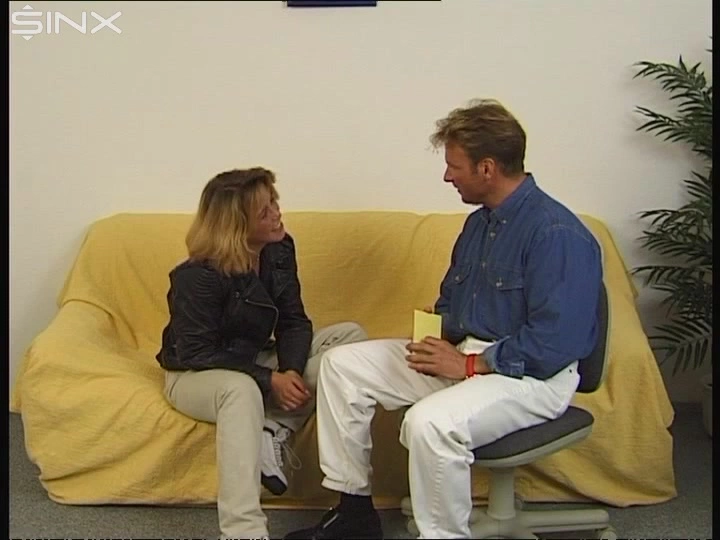 Die Blondine mit dem Dildo gefickt on sinx.preview.netperv.com