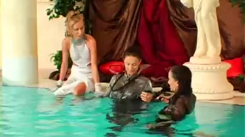 Wet Shenanigans Screencap 24 on sinx.preview.netperv.com