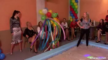 Clowning Around In The Mud Pit Screencap 7 on sinx.preview.netperv.com