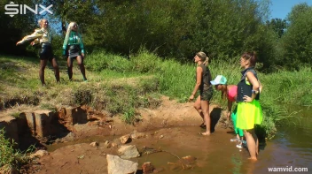 Soaking wet catfight with stuck up blondes Screencap 5 on sinx.preview.netperv.com