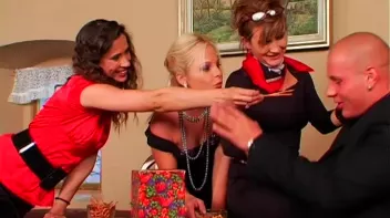 A Wild Fourway Sex Session Screencap 18 on sinx.preview.netperv.com