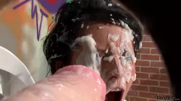 Victoria Rose Gets Cream Showered Screencap 86 on sinx.preview.netperv.com