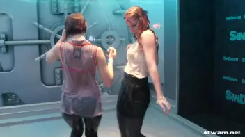 Hotties Workin' That Wetlook! Screencap 3 on sinx.preview.netperv.com