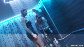 The Wetlook Vibe Is Very Alive! Screencap 13 on sinx.preview.netperv.com