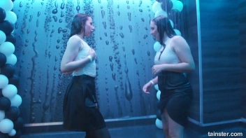 The Wetlook Vibe Is Very Alive! Screencap 46 on sinx.preview.netperv.com